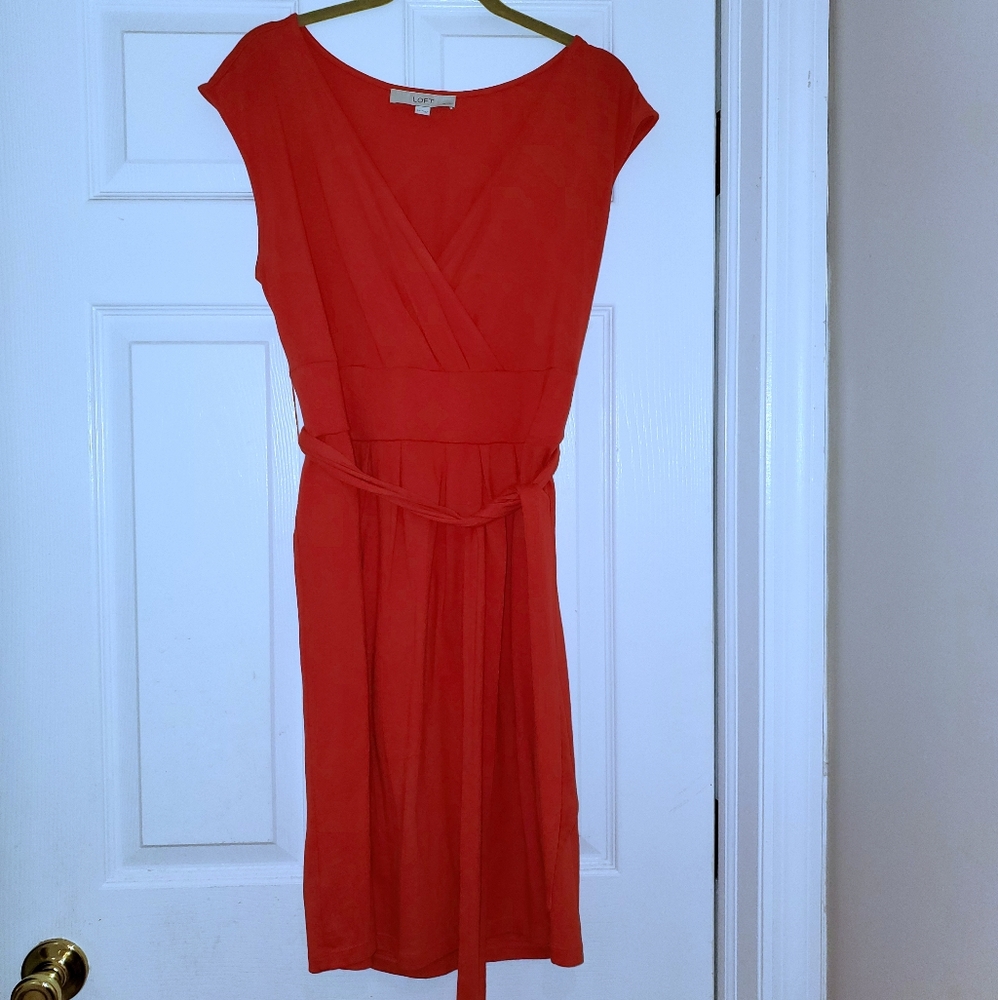 Cute and comfy LOFT cap sleeve dress
